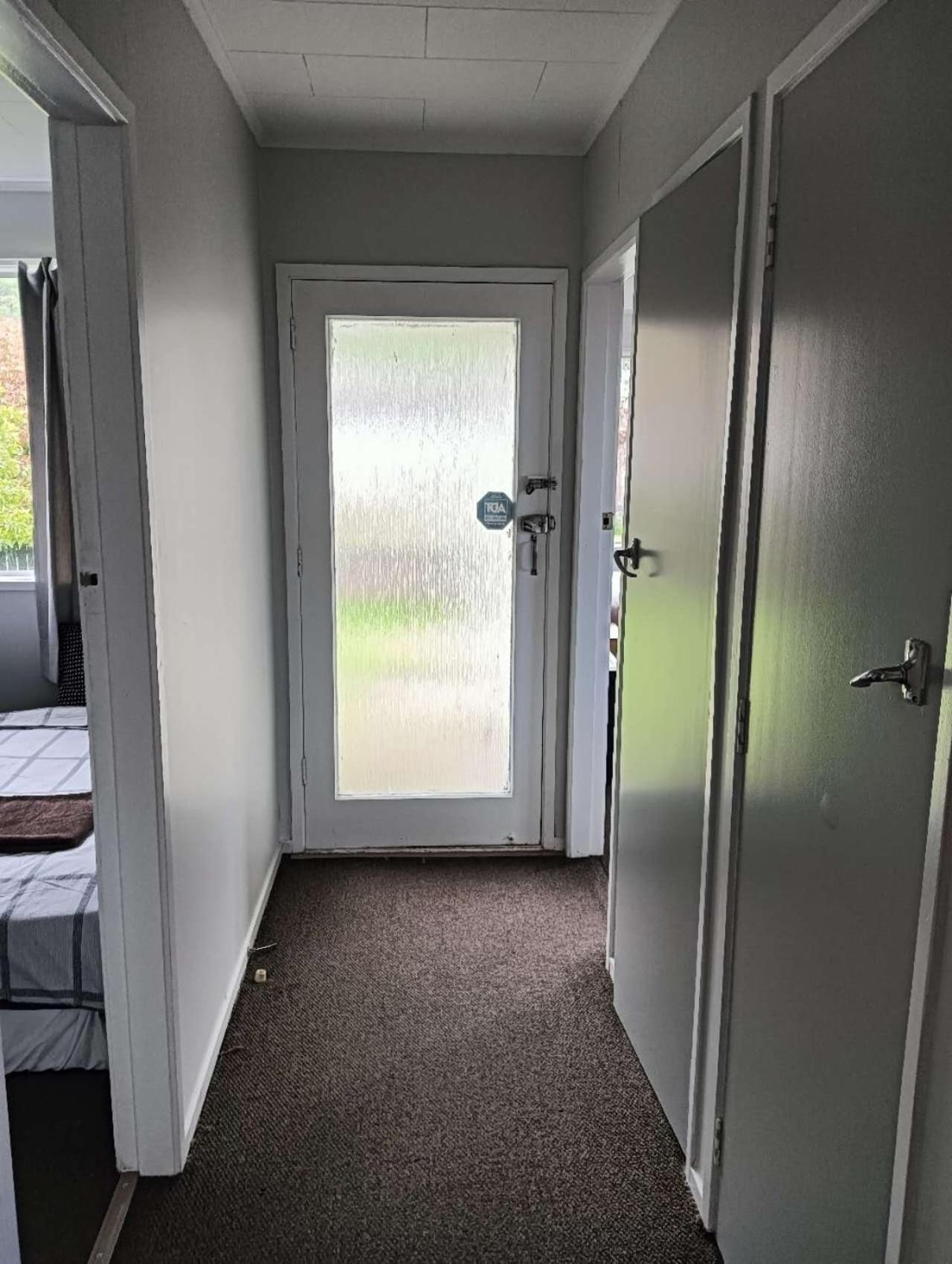 Three-Bedroom House A At 23 Mallard Drive, Selwyn Heights Rotorua Extérieur photo