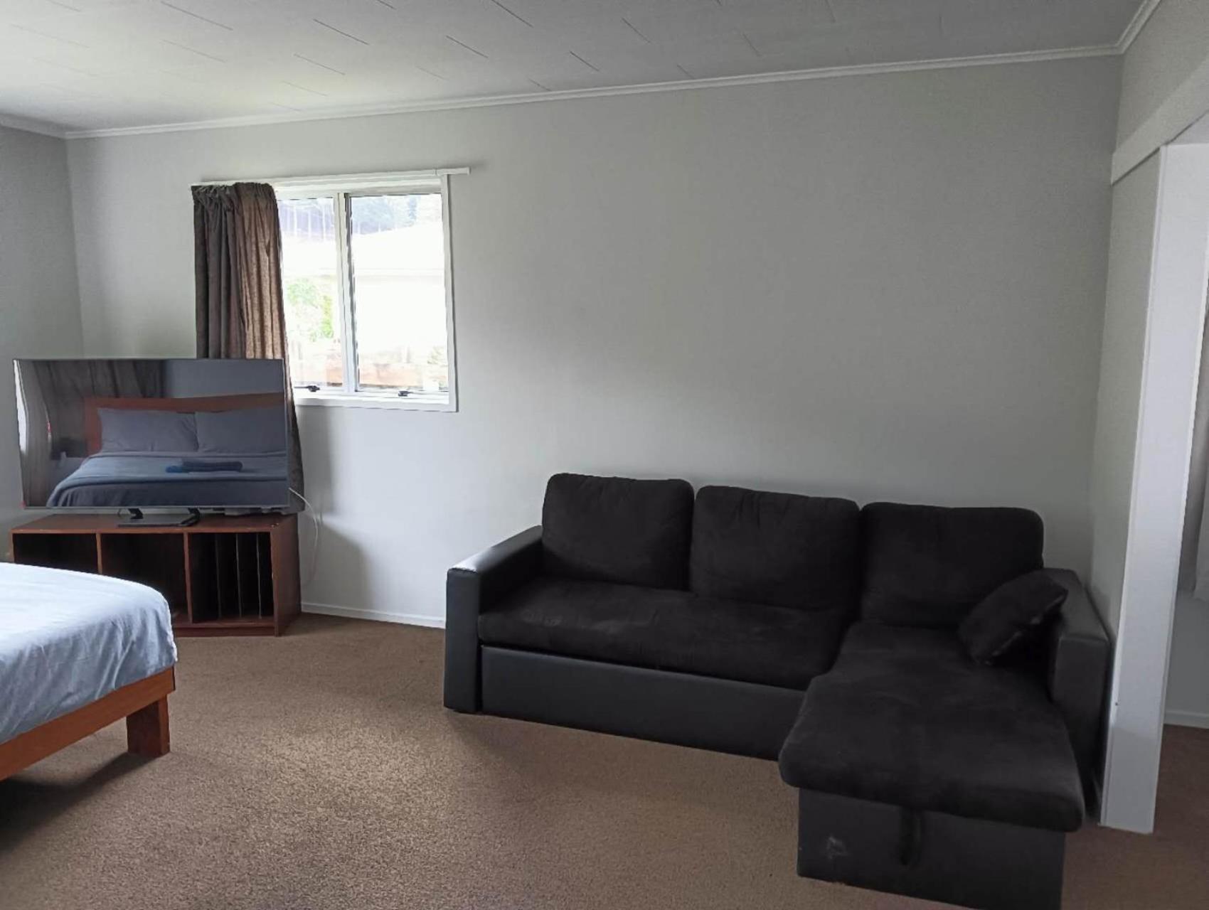 Three-Bedroom House A At 23 Mallard Drive, Selwyn Heights Rotorua Extérieur photo