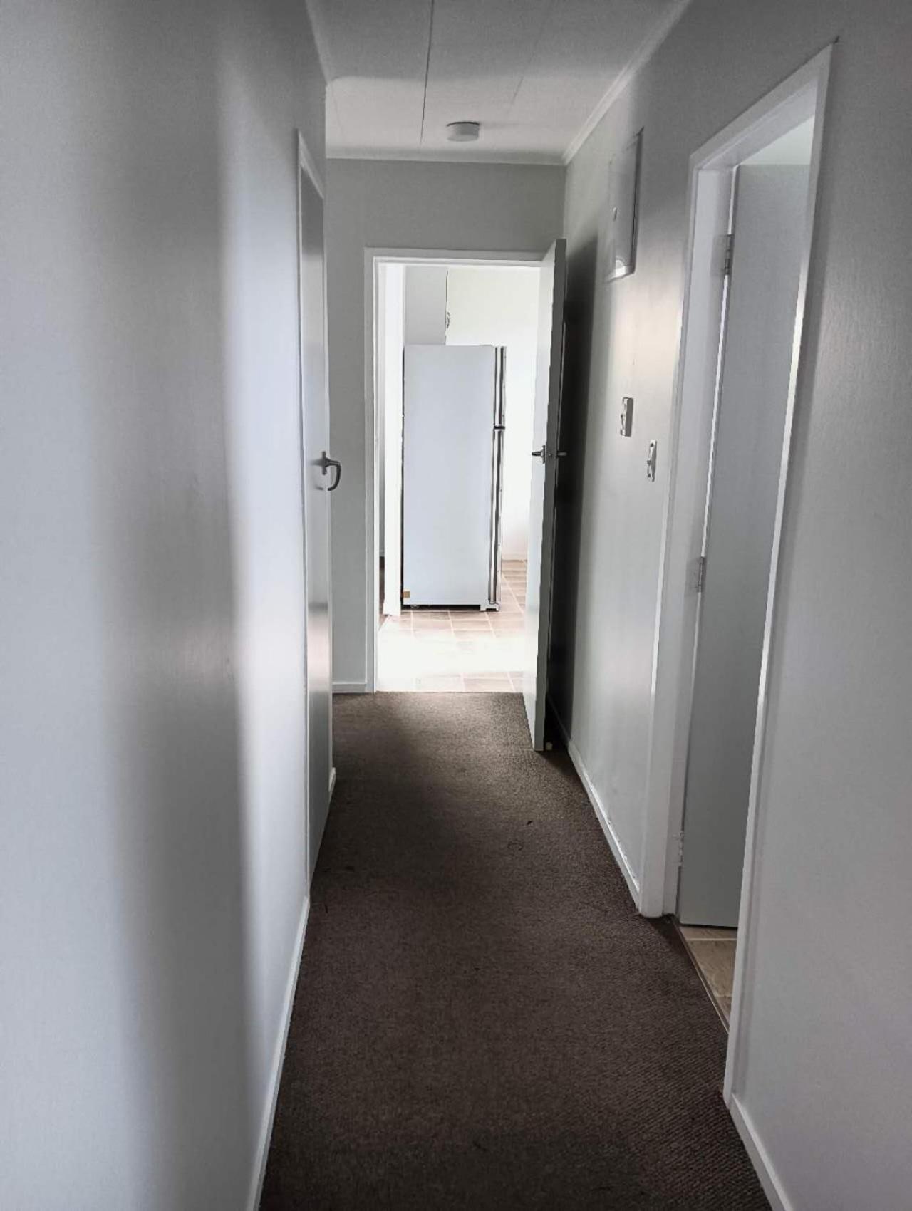 Three-Bedroom House A At 23 Mallard Drive, Selwyn Heights Rotorua Extérieur photo